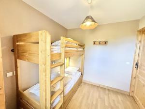 Appartements Residence Le Hameau Des Rennes - T2 PIED DES PISTES, ACCES PISCINE, IDEAL MAE-0771 : photos des chambres