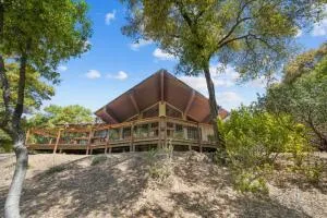 BottleRock Farm-150ac Resort Alpacas Lake Hot Tub - Lakeport