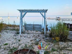 Bay House in Northport