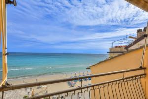 ALA - Il Bijou Di Rossella - Beach Front- Happy Rentals