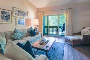 It's a Bluff Life - Daufuskie Landing