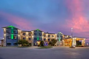 Best Western Plus Emerald Inn & Suites - Minneola