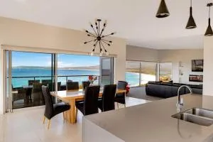 Tranquility Bay of Fires - Gladstone