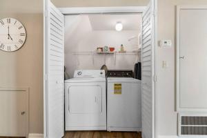 Across from West End Beach! Pet Friendly!