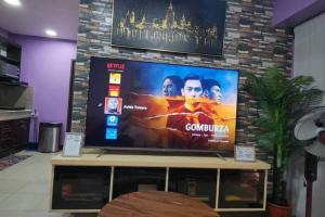 Near Manila Airport COZY 02 Bedroom Condo With Pool - 4R