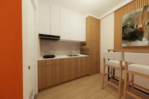 Near Manila Airport, COZY Hotel Style Studio Condo 5G