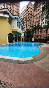 Near Manila Airport COZY 01 Bedroom Condo - 10K