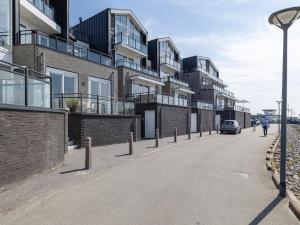 Holiday Home Sint-Annaland near Zeeland Beach