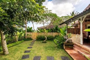 Family Paradise Villa, Shared Pool, Jungle & Rice Field Views