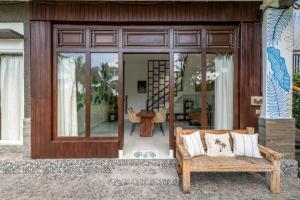 Family Paradise Villa, Shared Pool, Jungle & Rice Field Views