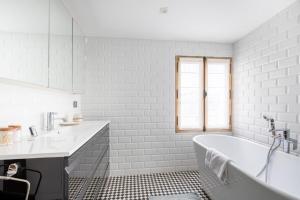 Paris Louvre & Bourse avec vue