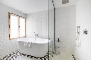 Paris Louvre & Bourse avec vue