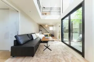 RiriLeo Koenji - Ogikubo