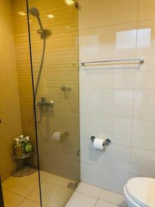 Uptown Bliss-Modern 1BR Condo with Balcony in BGC