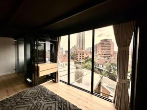 Pent-house with great views and terrace