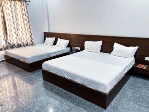 Hotel Ishwar Palace