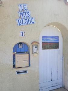B&B / Chambres d'hotes Chambre d-hotes au calme, jacuzzi et piscine prive proche Carcassonne : photos des chambres