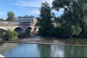 Appartements L-Ossau - Rare et Atypique - Parking Prive : photos des chambres