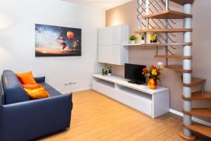 Deluxe One-Bedroom Apartment with Free Parking room in La Farina Apartments