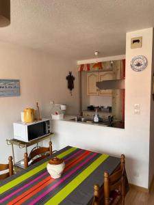 Appartements Duplex a 100m de la plage : photos des chambres