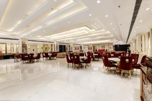 Hotel The Rasa at Vasundhara