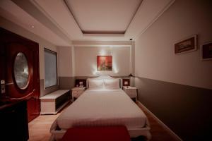 Au Lac Boutique Hotel