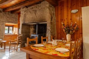 Maisons de vacances Gites de france de la fage montivernoux : photos des chambres
