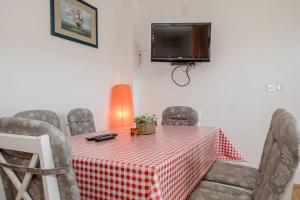 Apartments Mili