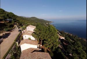 Duplex vue mer EXCEPTIONNELLE en Corse du sud proche plage - le 180Corse