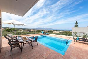 Villa Stratianna by PosarelliVillas