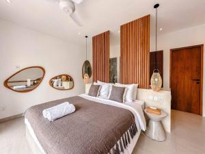 Las Casas Canggu Studio Villa with Private Pool