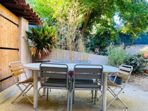 Appartements Maison Spacieuse au Bord du Lez, 5pers, Calme, Wi-Fi, Jardin Prive, Parking Gratuit : photos des chambres