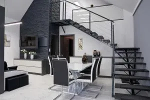 Béke 10 Apartman - 维拉尼