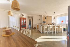 Casale degli Ulivi con piscina