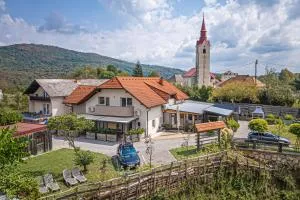 Apartments Natura - Happy Rentals - Netretić