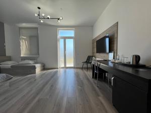 Deluxe Twin Room room in Prestige Apartments