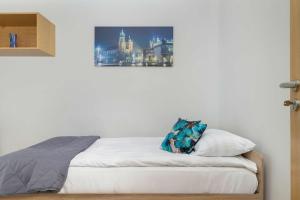 Grzegórzecka Family Apartments with Balcony & Parking Cracow by Noclegi Renters