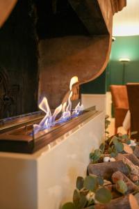 Hotels Logis Le Relais de la Voie Sacree : photos des chambres