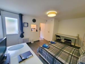 SULLY Studio 24 m2 Paris Nord