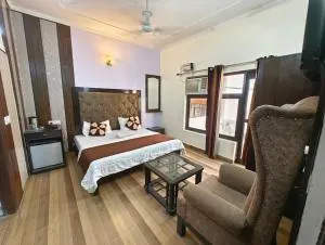 Hotel Vishla Palace IN "Unit of SA Brothers Services" - Рішикеш