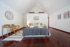 山海の夢 1600平豪华私人泳池别墅 15m超大泳池 步行海边 免费早餐 佣人