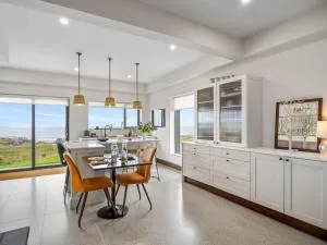 Wave Watcher - Roundstone