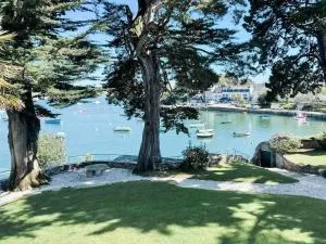 Adorable guest house - petit port de Ste Marine - 圣马润