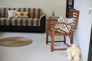 Amlou surf house