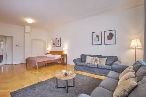 Charles Bridge Apartments - Prag