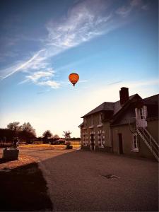 B&B / Chambres d'hotes La Petite Gendronniere : photos des chambres