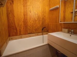 Valmorel: Appartement 2 pièces lumineux, skis aux pieds, pour 5-6 personnes - FR-1-356-307