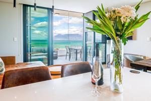 Luxury Beachfront Penthouse in Blouberg- 402 Azul