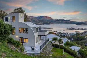 The Lighthouse- Ocean View Tranquil Retreat! - Purau