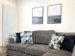 Rhondda Valleys with Breathtaking Riverside Views